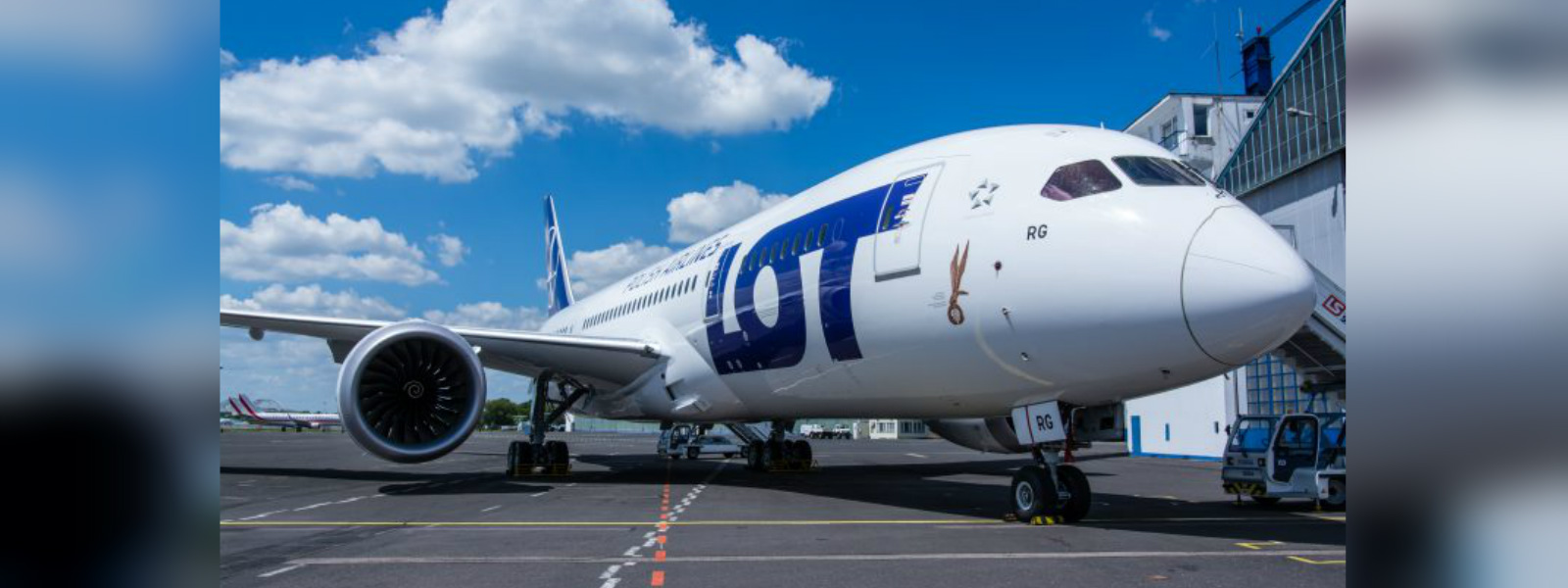 Polish Dreamliner grounded in Colombo