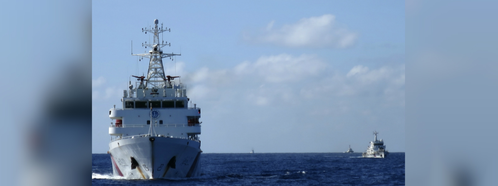 Indian Navy drives away suspicous Chinese vessel 
