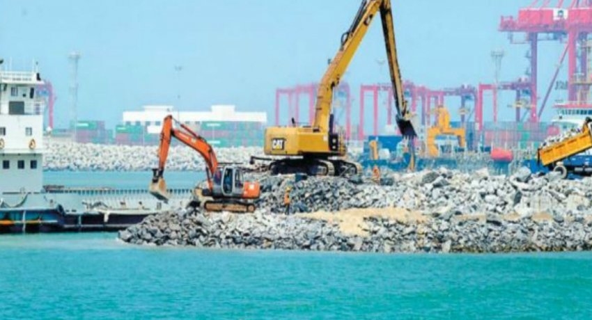 Prime Minister Mahinda Rajapaksa promises to accelerate Port City Project :  Xinhua News Agency