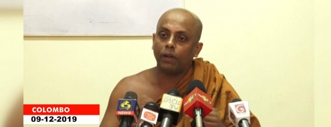 State Minister Vidura Wickremanayake uncovers illegal sand mining operation