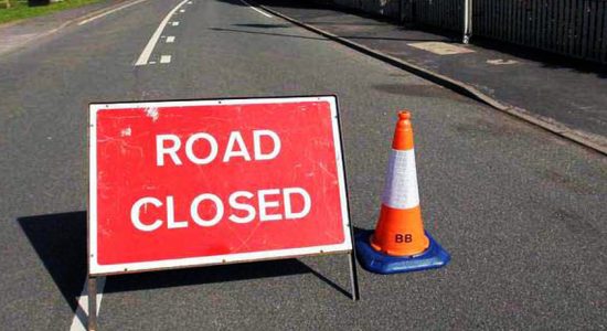 Lane closed due to new Kelani Bridge construction
