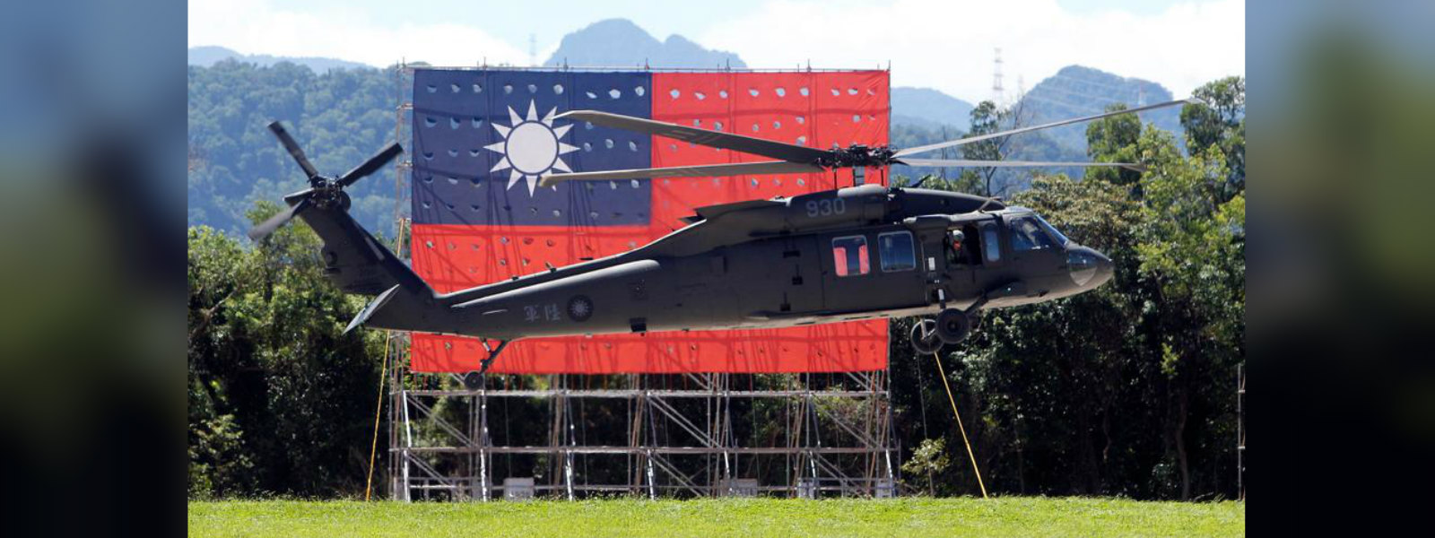 Taiwan’s military chief of staff, 7 others killed after helicopter crash