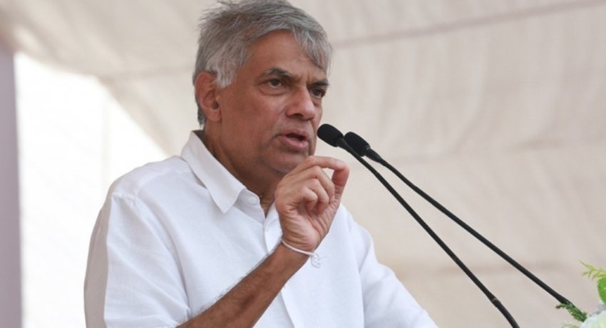 Ranil urges Sri Lanka to enter into free trade deal with India
