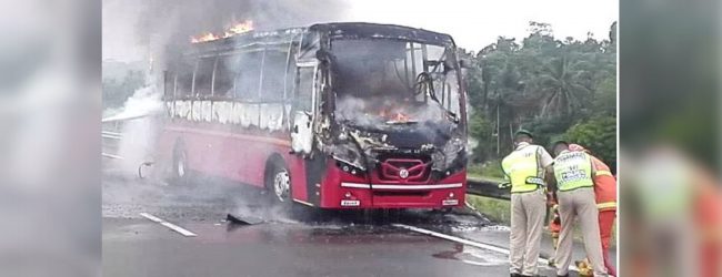 Bus traveling on Southern highway catches fire 