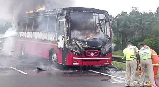 Bus traveling on Southern highway catches fire 