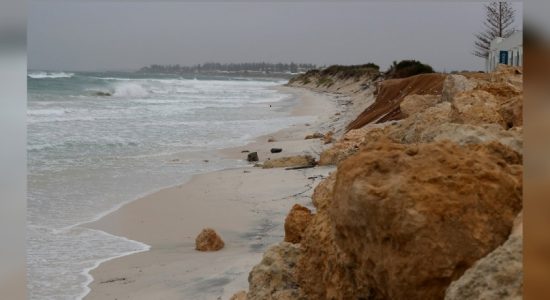 Western Australia hit by 'once-in-a-decade' storm