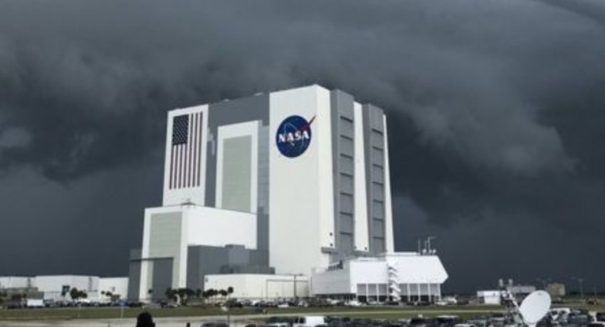 Nasa SpaceX launch called off owing to adverse weather