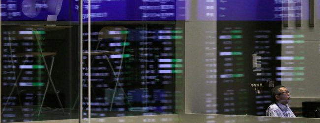 Colombo stocks close weaker on Tuesday