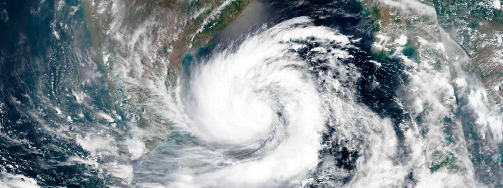 Cyclone Amphan starts making landfall in India