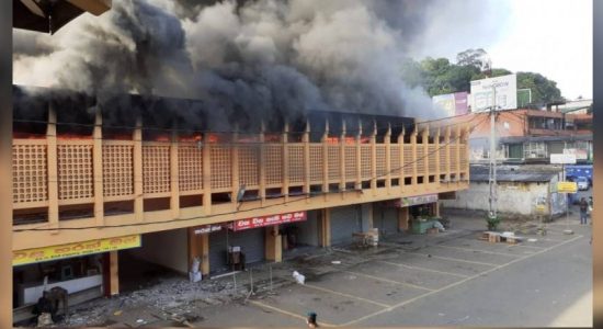 Fire erupts at Central Market in Kegalle