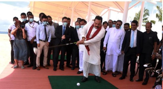 Prime Minister plays golf at Port City