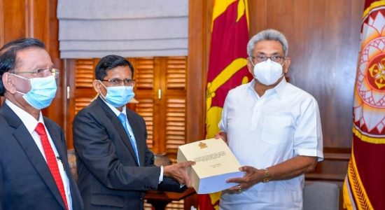 Final Report by PCoI on Political Victimization handed over to President