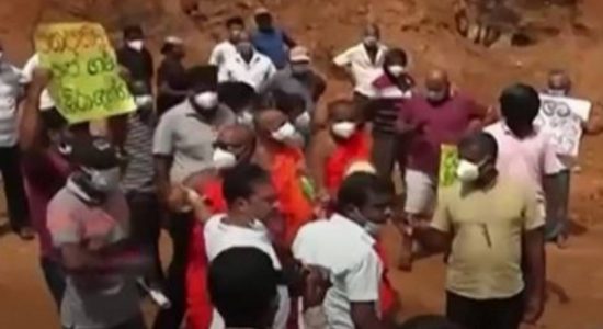 Mirigama residents protest against sand mining