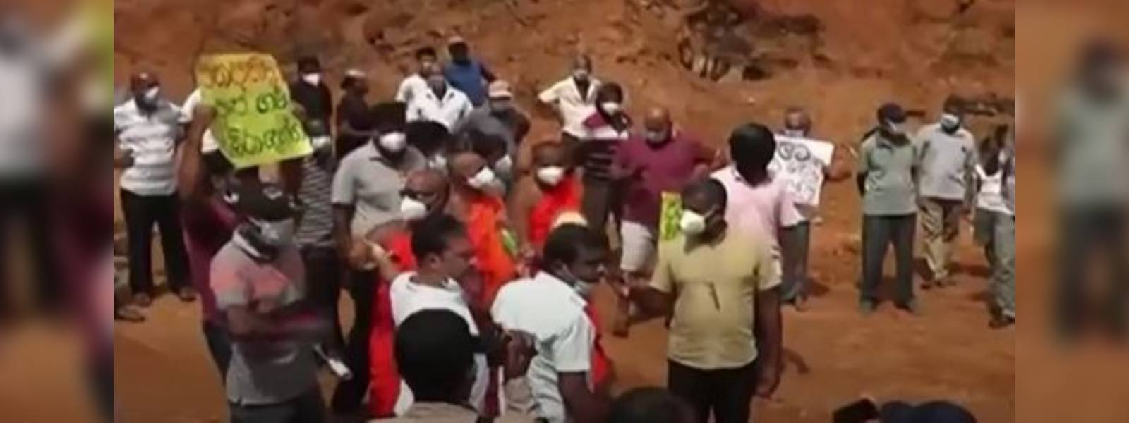 Mirigama residents protest against sand mining