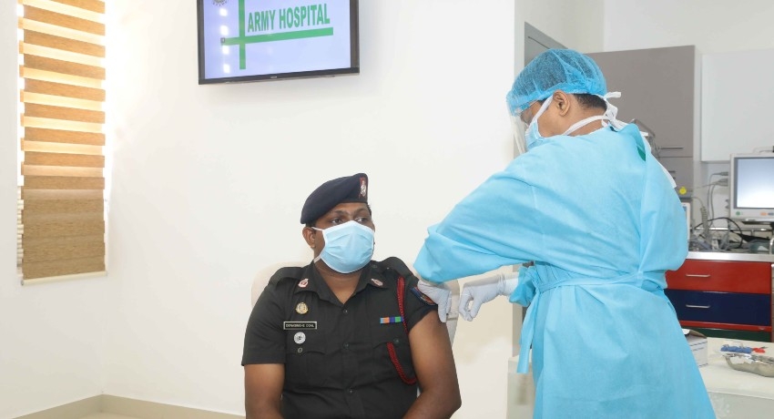 (VIDEO) Frontline Army Personnel Receive 02nd Vaccine Dose
