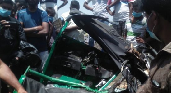 N'Eliya Tragedy: 03 dead in vehicle collision