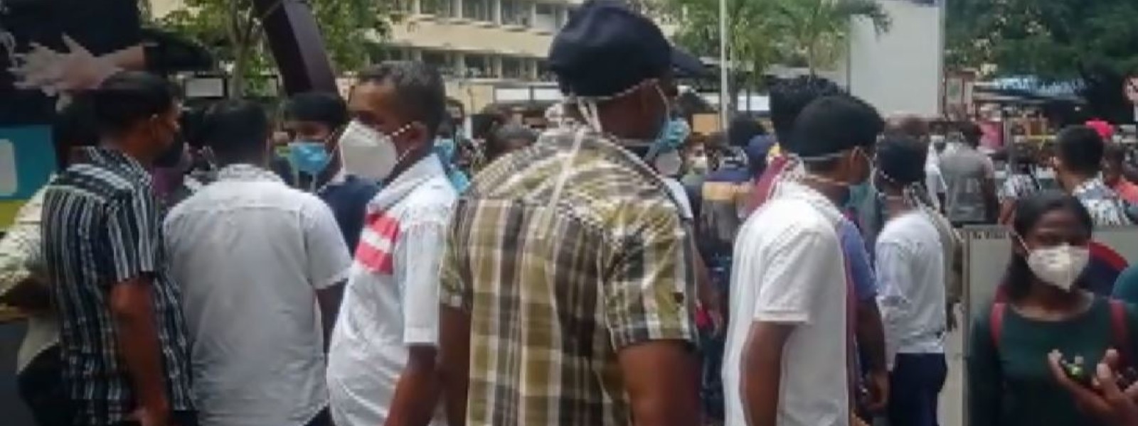 Heavy traffic in Town Hall, Colombo due to a protest