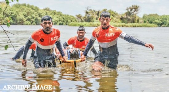 Navy deploys teams to flood risk areas