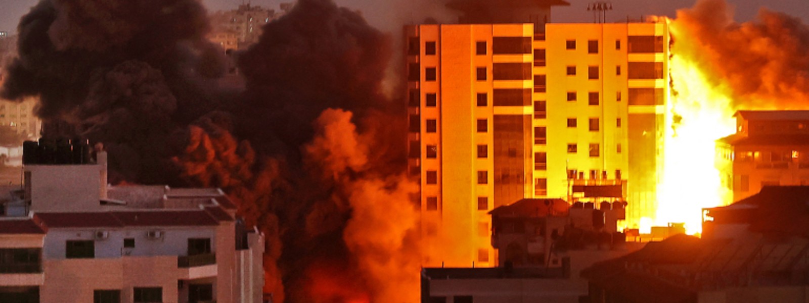 Israeli bombardment escalates as Gaza death toll rises