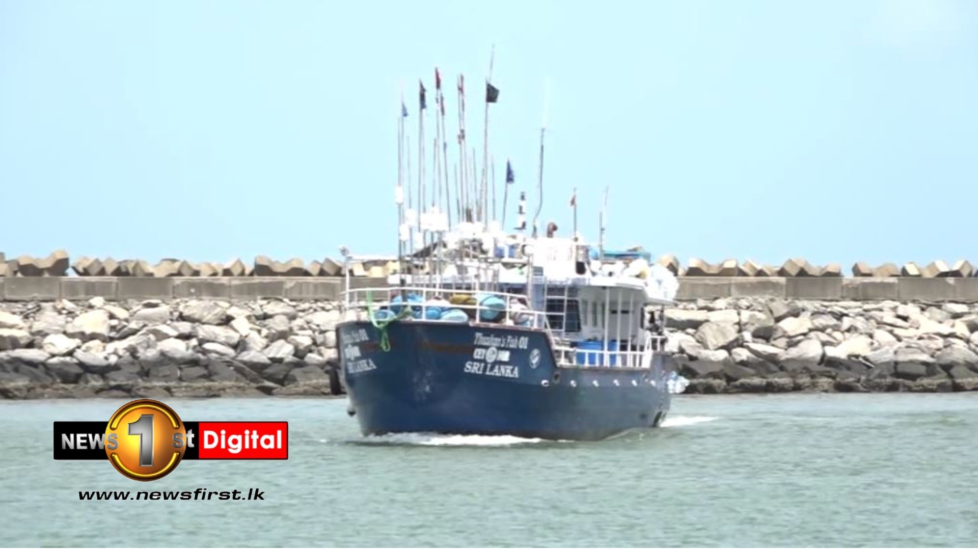 "Indian Navy beat us with steel rods";SL Fishermen