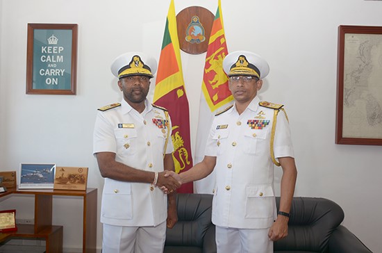 Rear Admiral Sanjeewa Dias takes over command of Eastern Naval Area