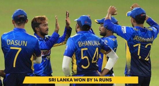 Sri Lanka defeat South Africa to take series lead