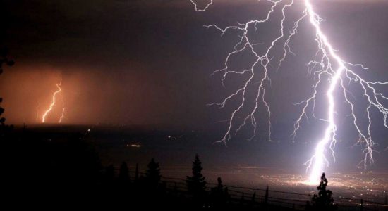 Amber advisory for severe lightning issued