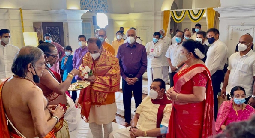 BJP’s Subramanian Swamy participates in PM’s Navaratri festival