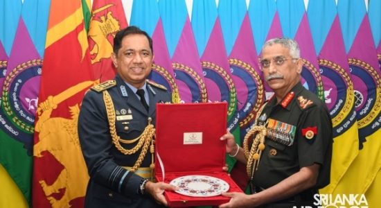 (PICTURES) Indian Army Chief meets Sri Lanka’s Air Force Commander