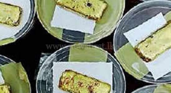 Sri Lankan gold smugglers arrested at Indian Airport