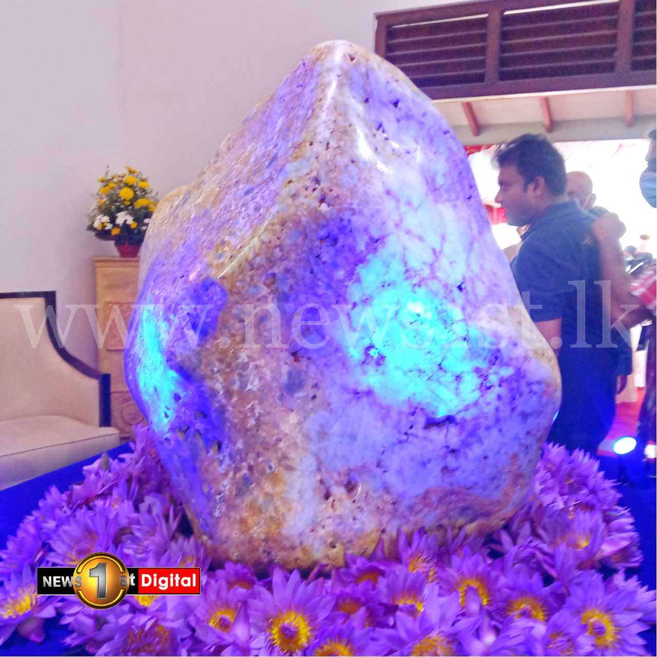 World's largest Blue Sapphire discovered in SL