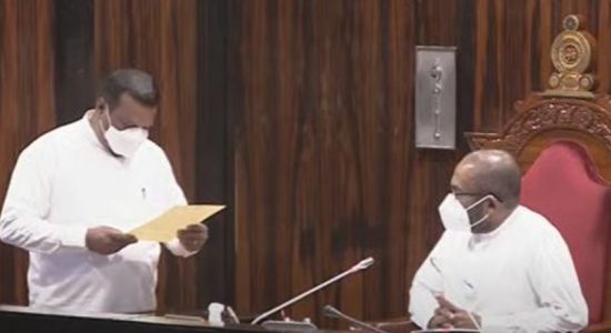 Manju Lalith takes oath as a MP, replacing Mahinda Samarasinghe