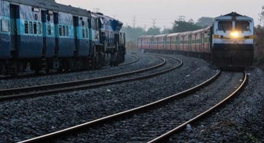 Train Engine Drivers & Guards on Strike; Railways operations come to halt