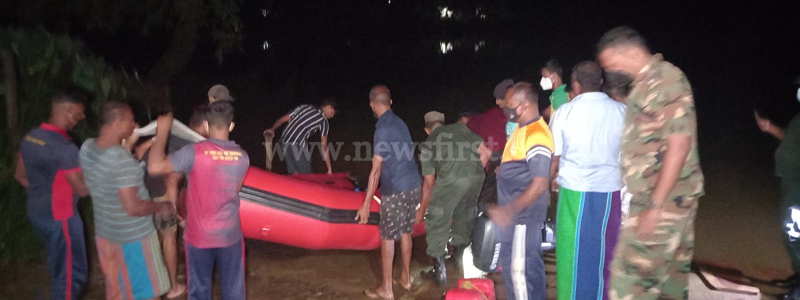 One missing as ferry capsizes in Kalutara, Five people rescued