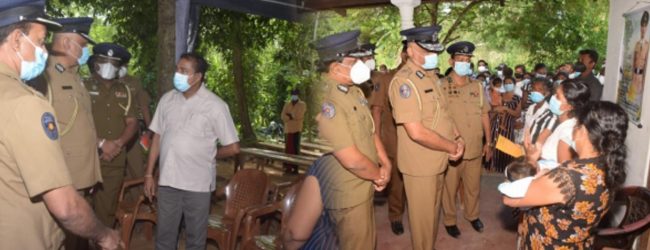 IGP visits deceased personnel residences