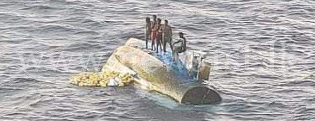 Five Lankan fishermen on capsized vessel off Maldives coast, rescued