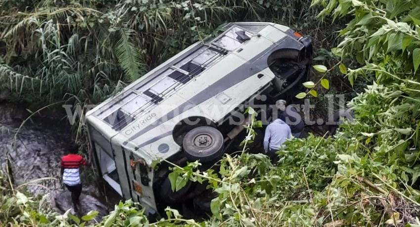 One dead & nine injured after bus falls off cliff