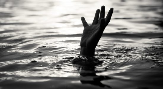 Police cautions public of bathing at water sources