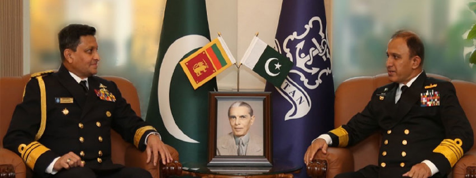 SL's Navy Chief meets Pakistan counterpart