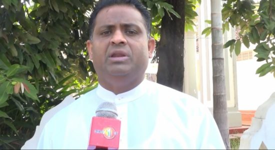 State Minister Arundika Fernando resigns
