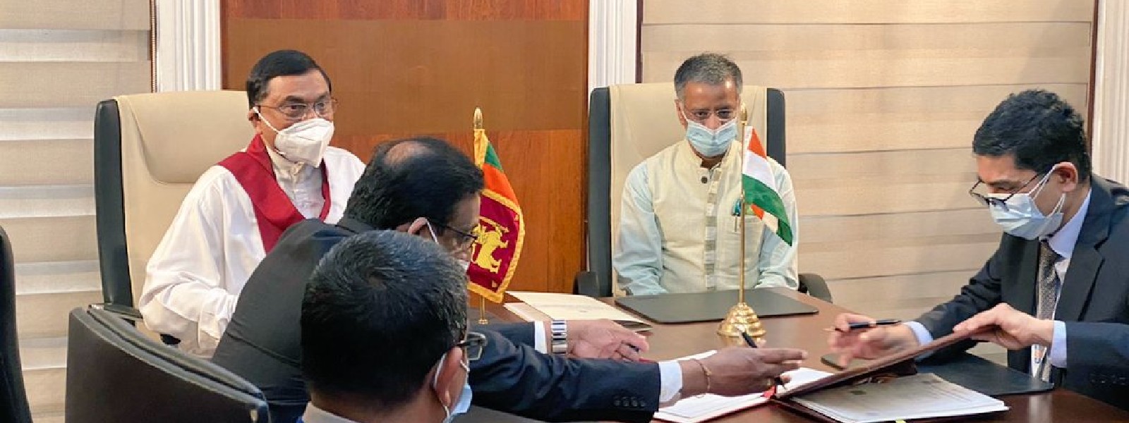 Sri Lanka inks $ 500 Mn Credit Line with Indian Exim Bank for Petroleum Products