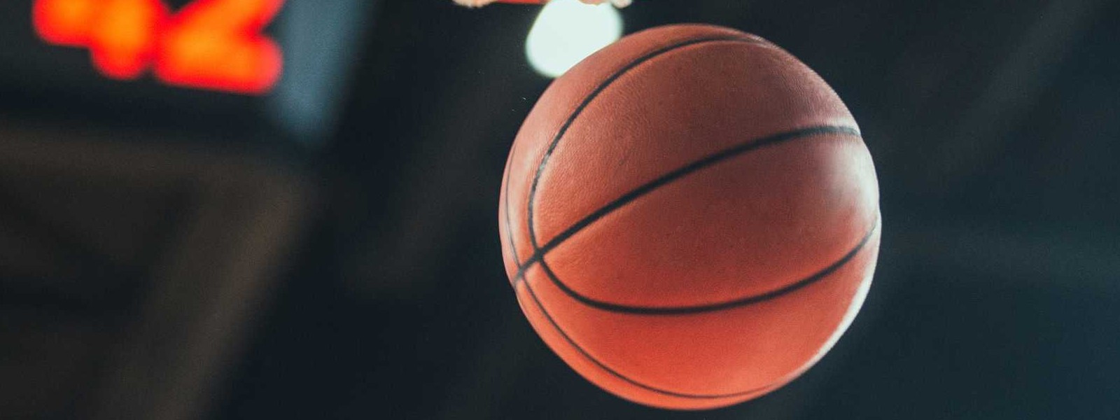 Colombo beats Jaffna at Snr Basketball Champs