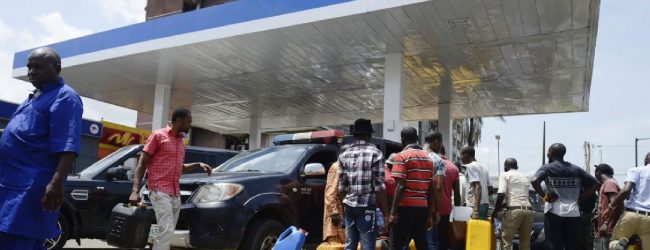 Nigeria’s Capital Struggles with Gasoline Shortage