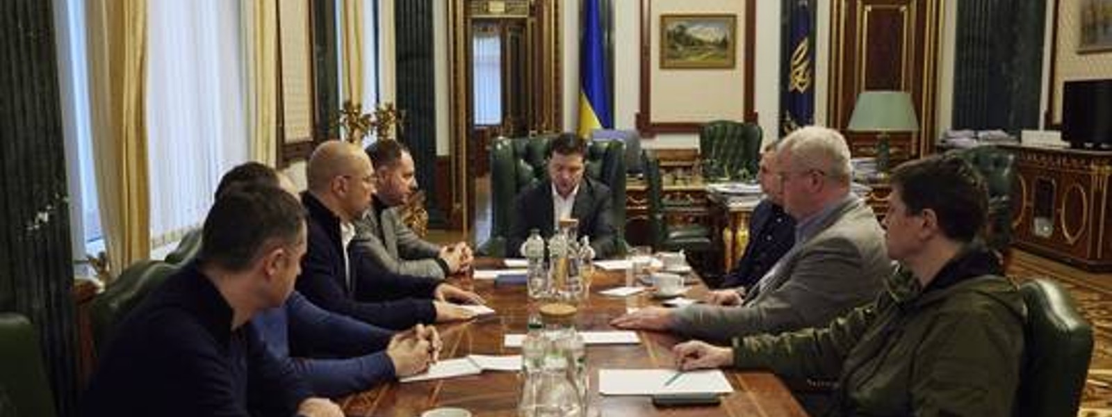 Ukraine: Zelenksy to hold talks with Kremlin