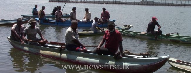 Fisherfolk against tourist boats in Madhu River
