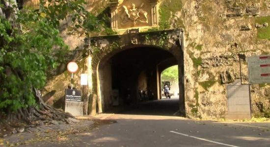 354-year-old iron gates from Galle Fort removed