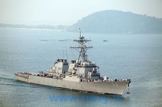 USS Fitzgerald Pulls into Trincomalee, Sri Lanka