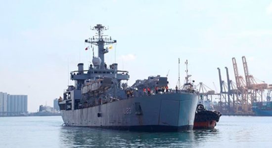 INS ‘Gharial’ arrives in Colombo;  Medical aid from India handed over to Sri Lanka