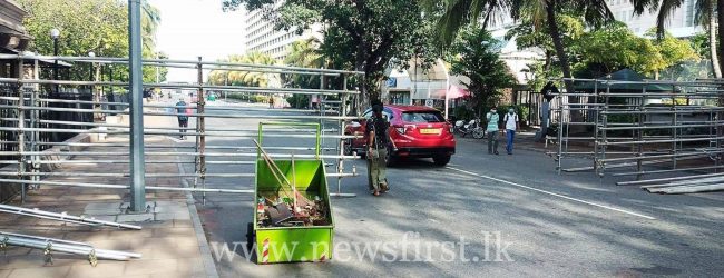 Roadblocks around President’s Office