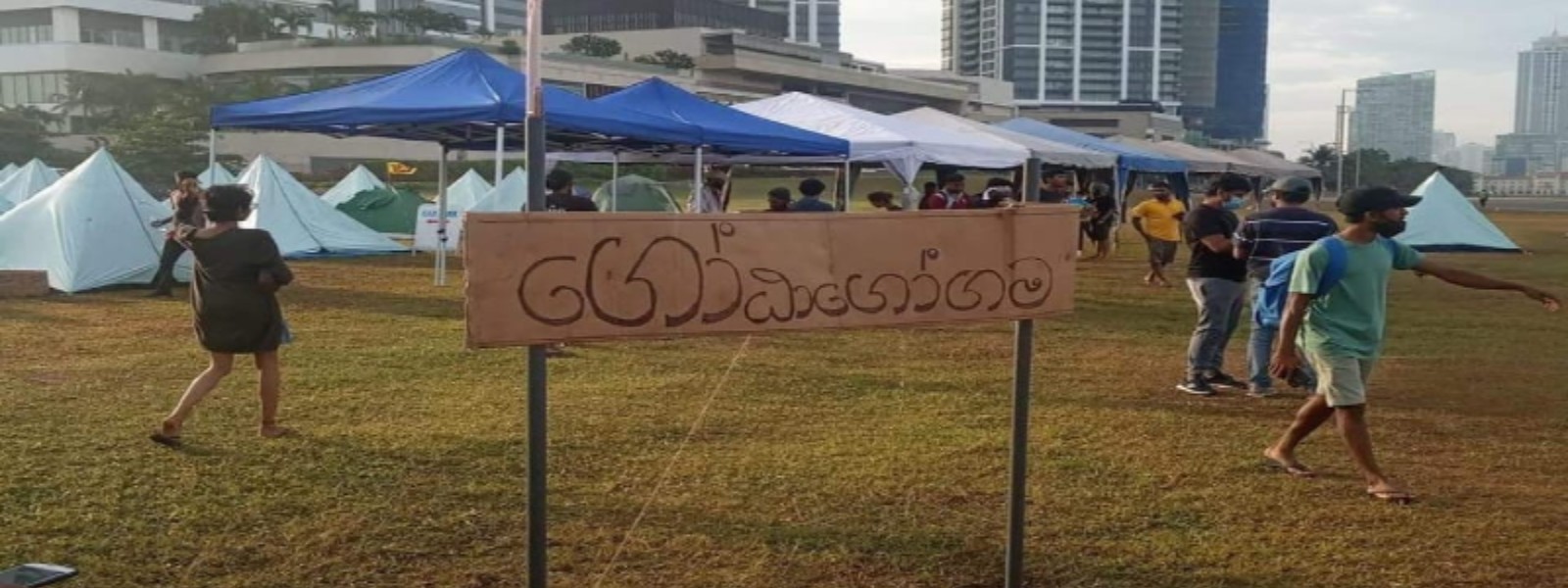 Protestors set up camp in Galle Face to continue protests